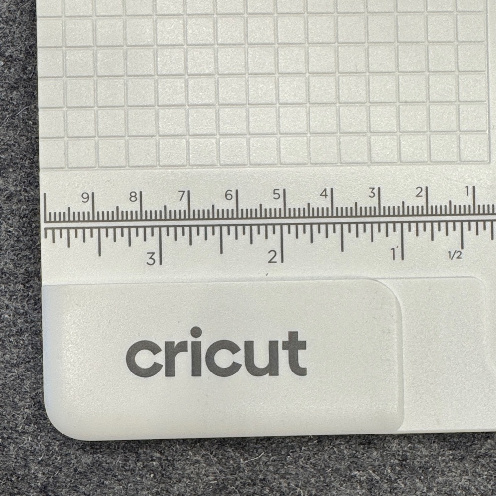 Cricut White and Gray Craft Trimmer - Picture 4 of 4